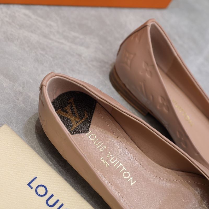 Louis Vuitton Flat Shoes